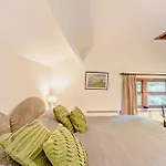 1 Bed In Nr Kendal Oc-lcc70 Holiday home *
